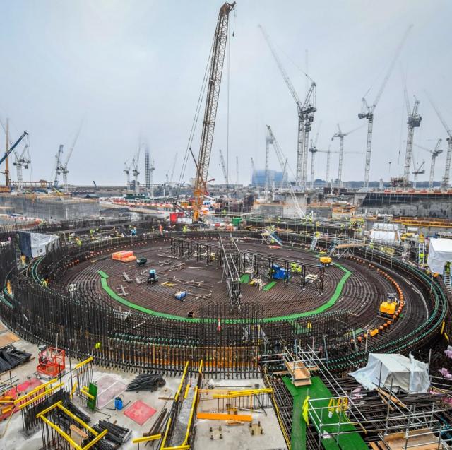Het zal nog tot 2026 duren voor Hinkley Point C in Somerset operationeel is. (C)blg